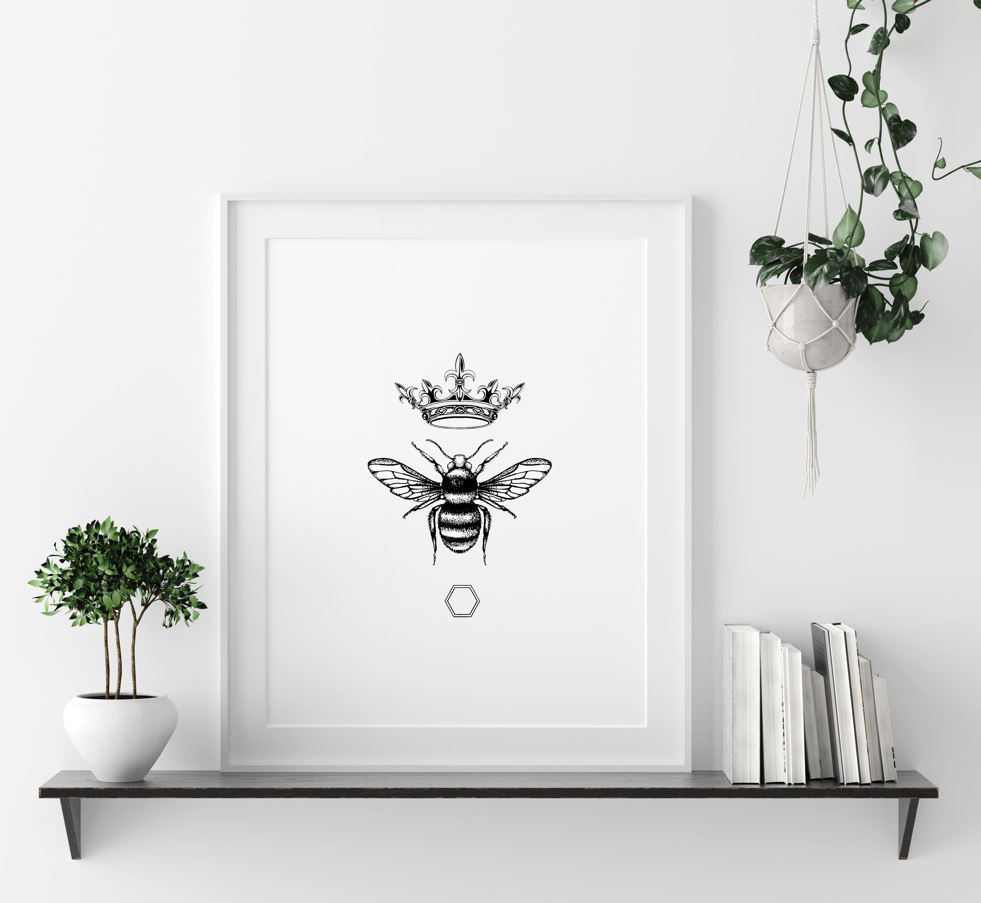 'Honey Queen Bee' Fine Art Print - Emily Carter London